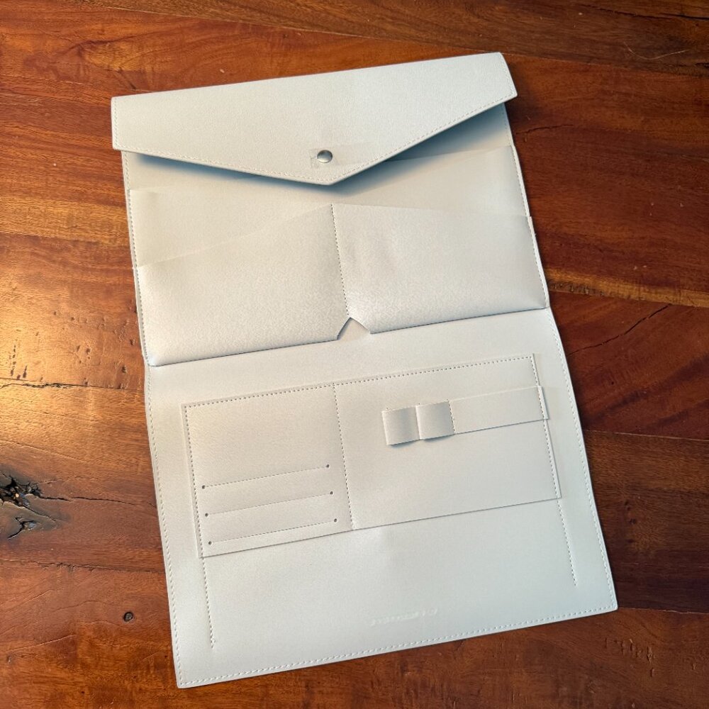 Glass Ladder & Co Vegan Leather Light Grey Portfolio Clutch